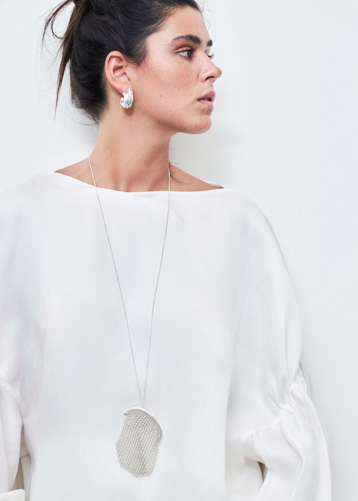 Mesh wallet necklace Necklaces