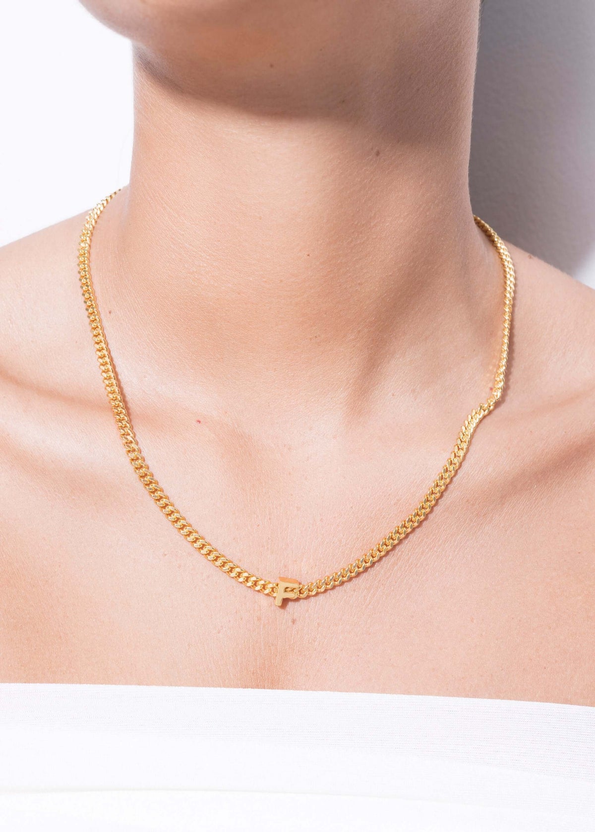 alphabet necklace with pendant F Necklaces
