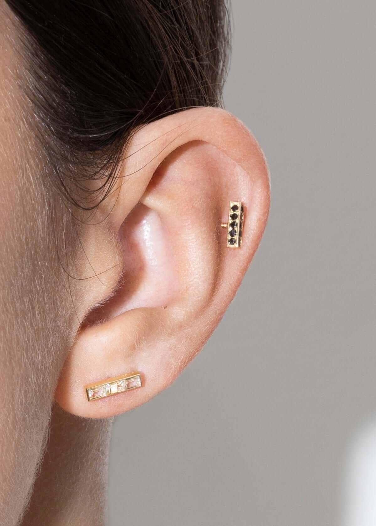 boucles d'oreilles clous belli en diamant noir 18k
