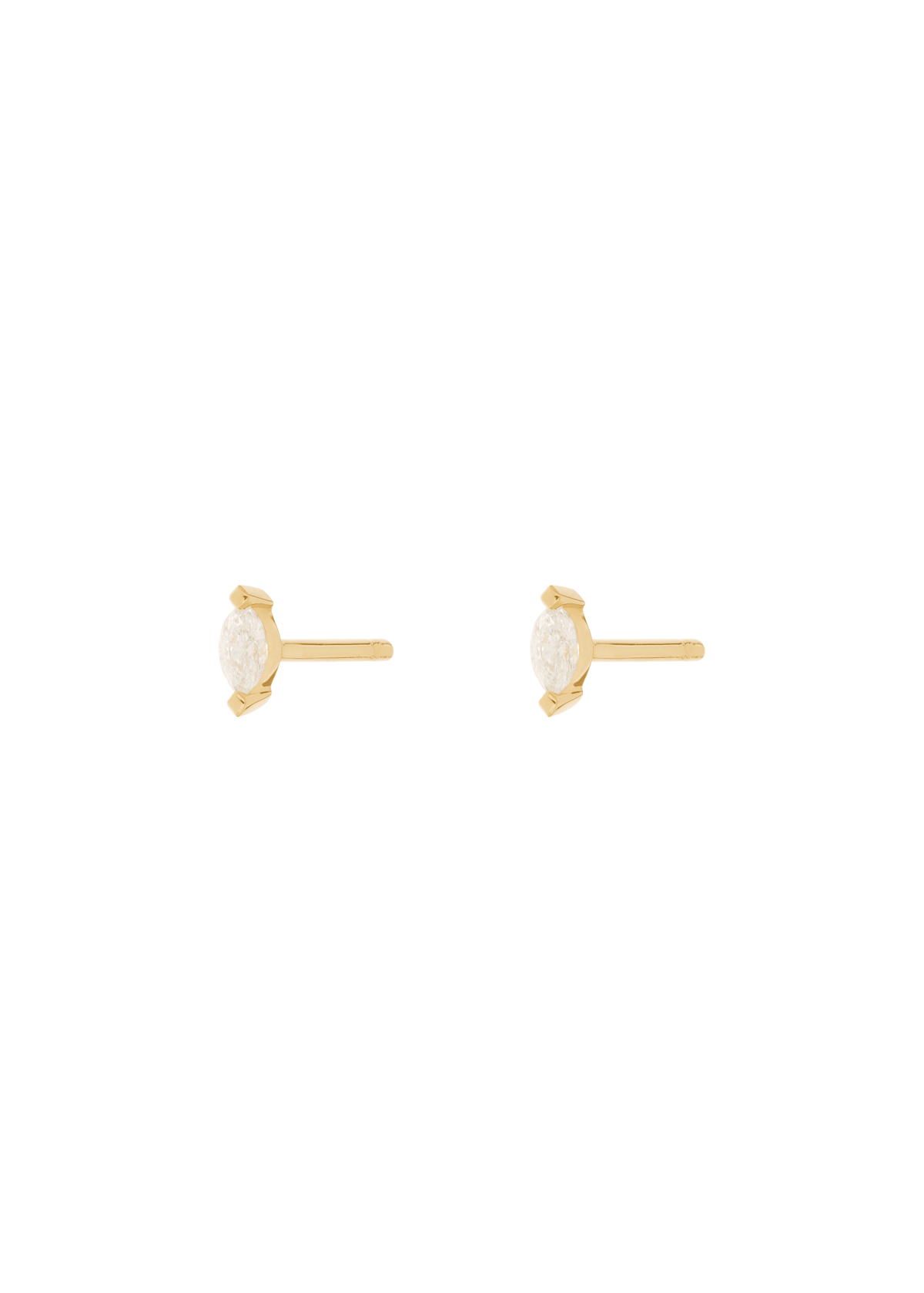 boucles d'oreilles clous en diamant poire 18k