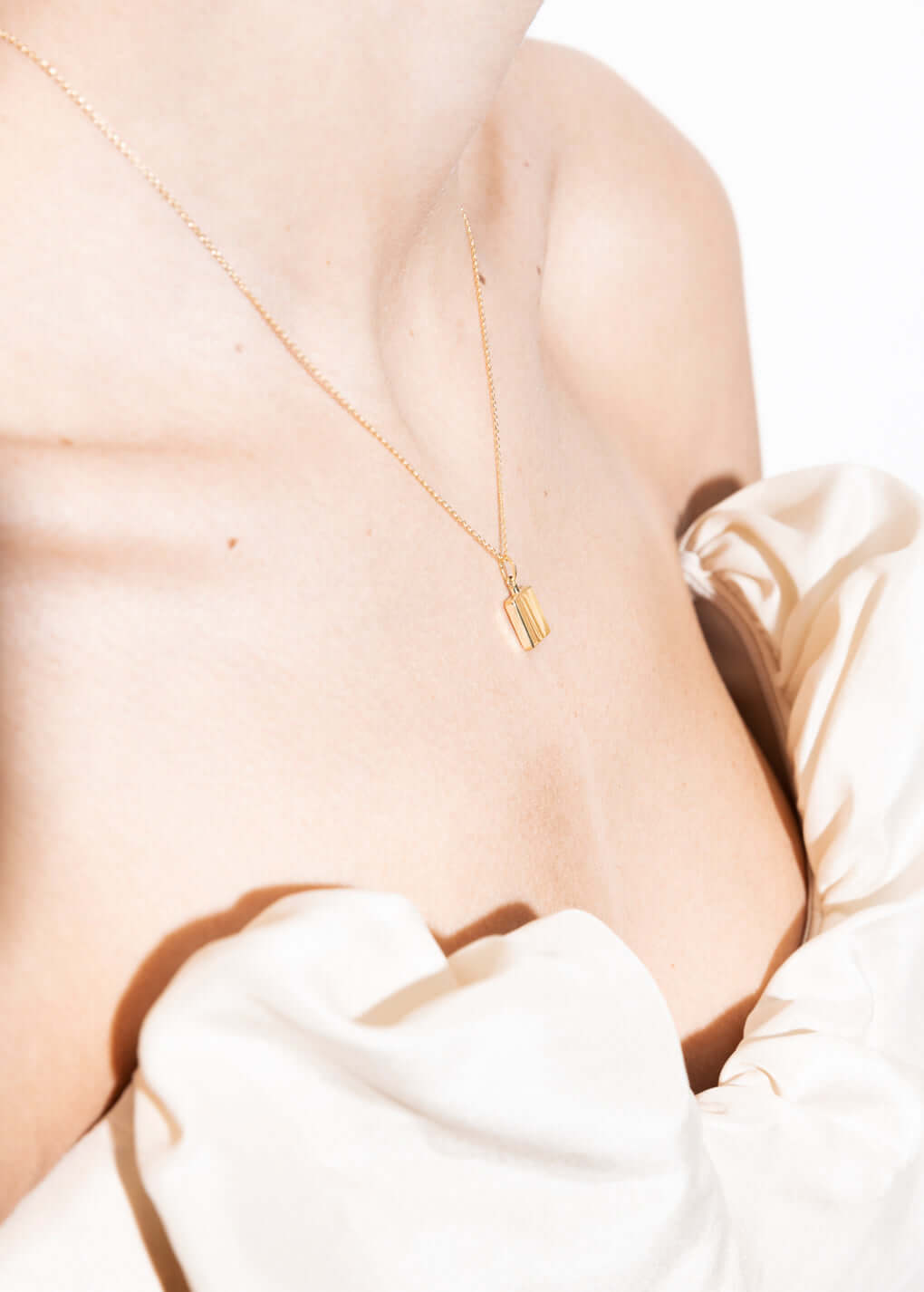 Miles necklace 18k Necklaces