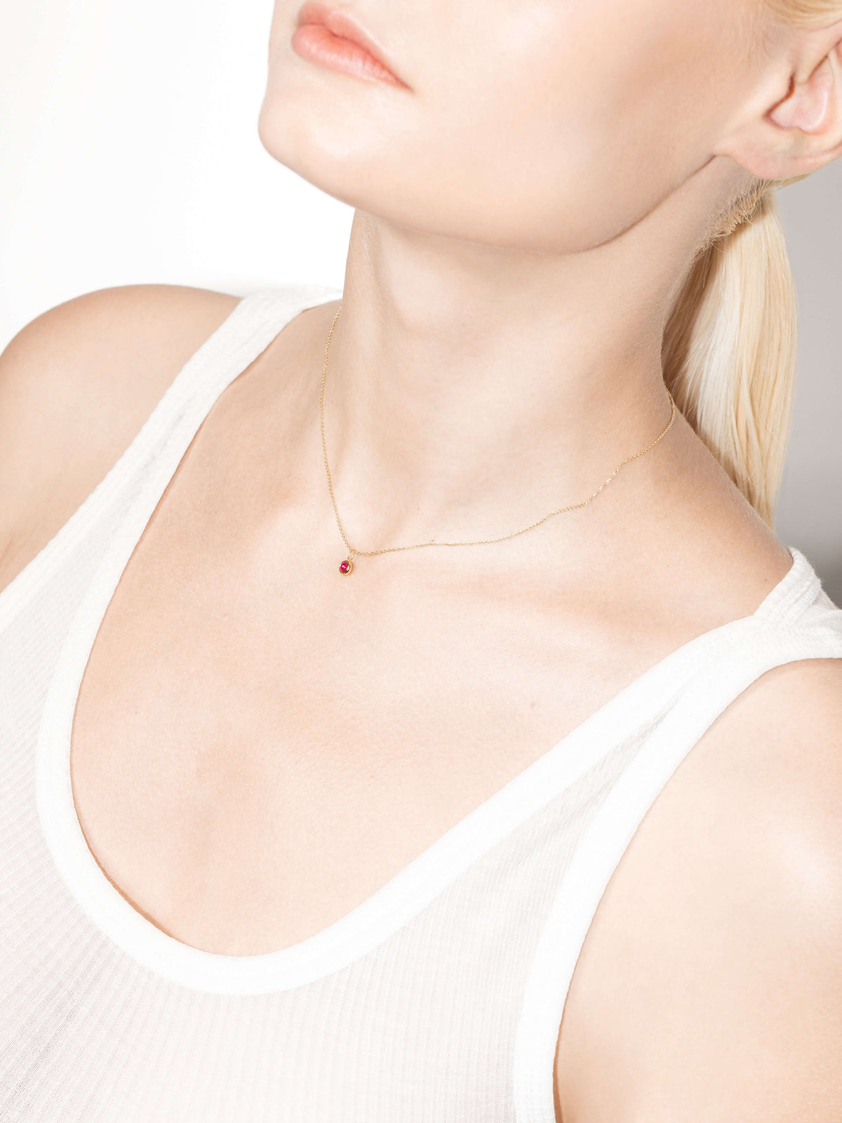 collier factice rubis 18k Colliers