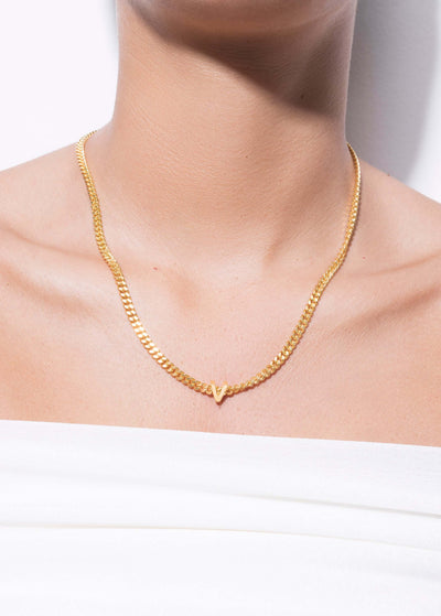 collier alphabet avec pendentif V Colliers