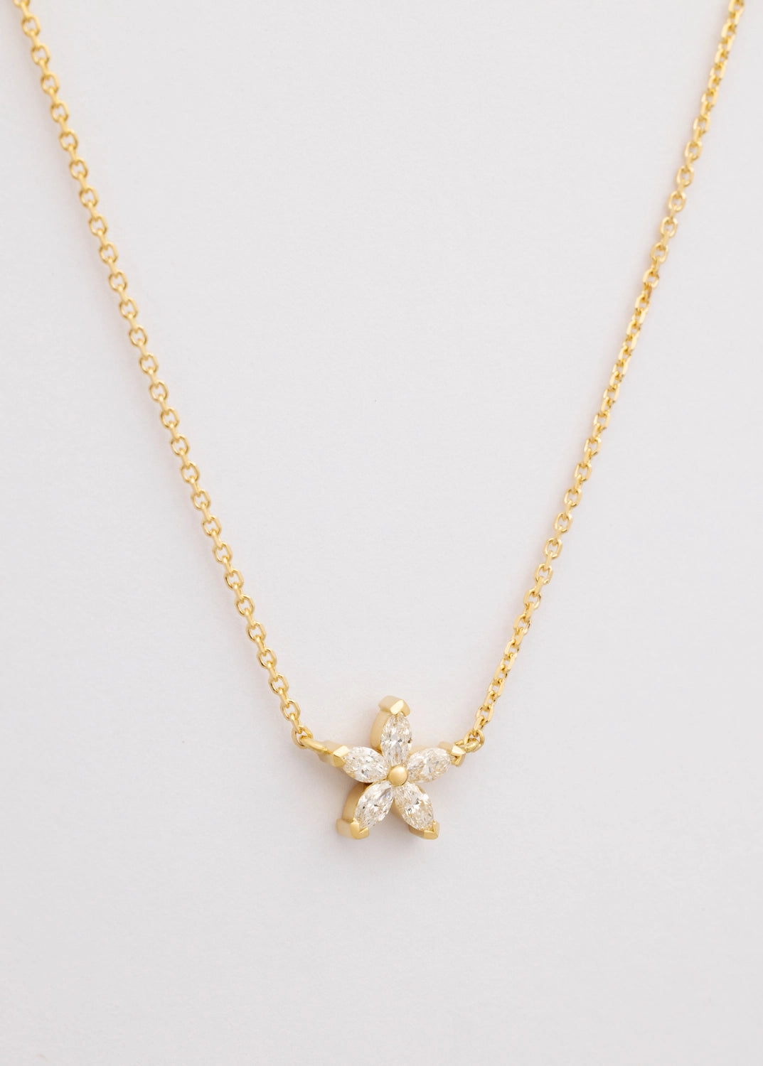 collier fleur en diamants 18k Colliers