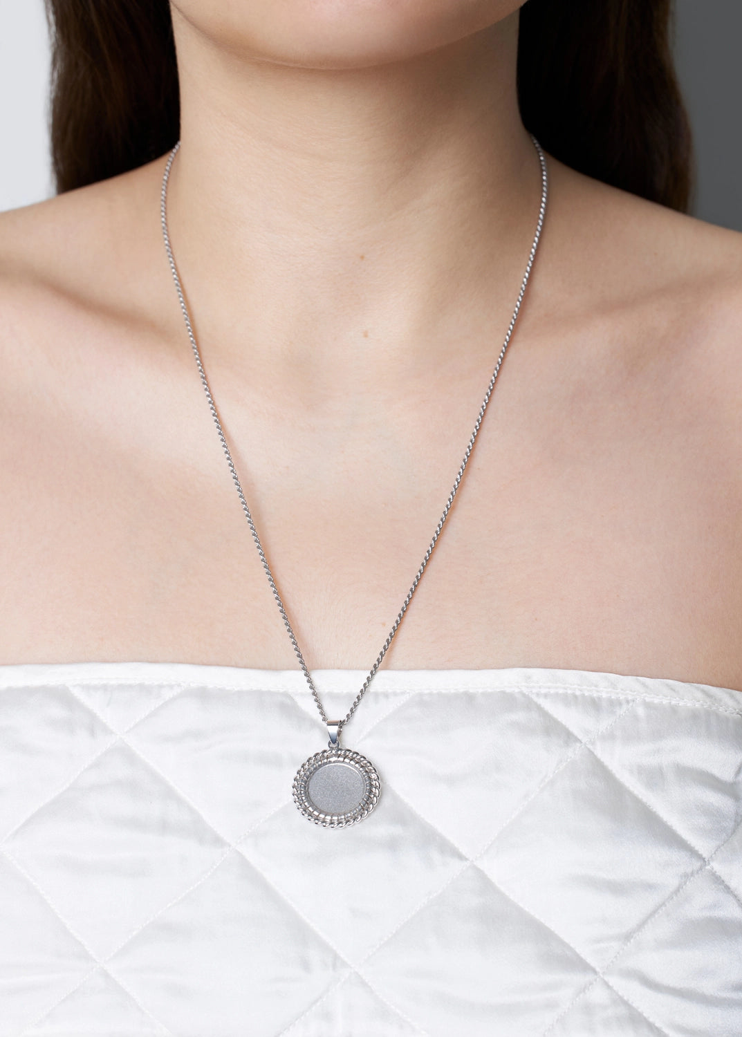 collier frances Colliers